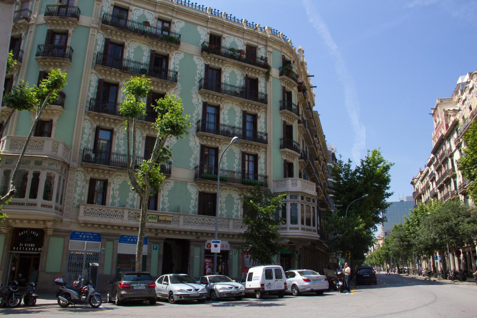 Hostalin Barcelona Diputacion — Photos 1